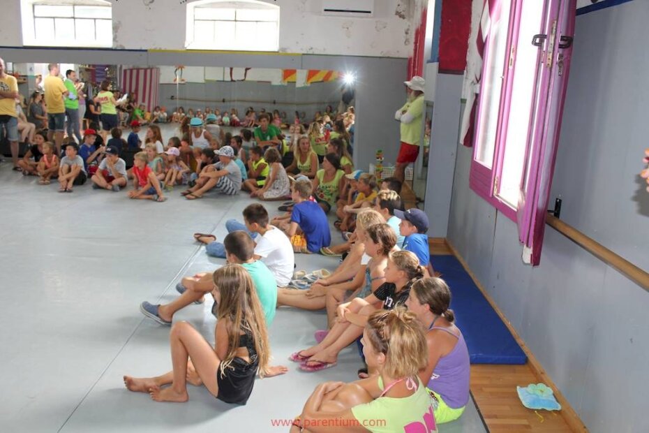 Zabavna ljetna baza (arhiva)