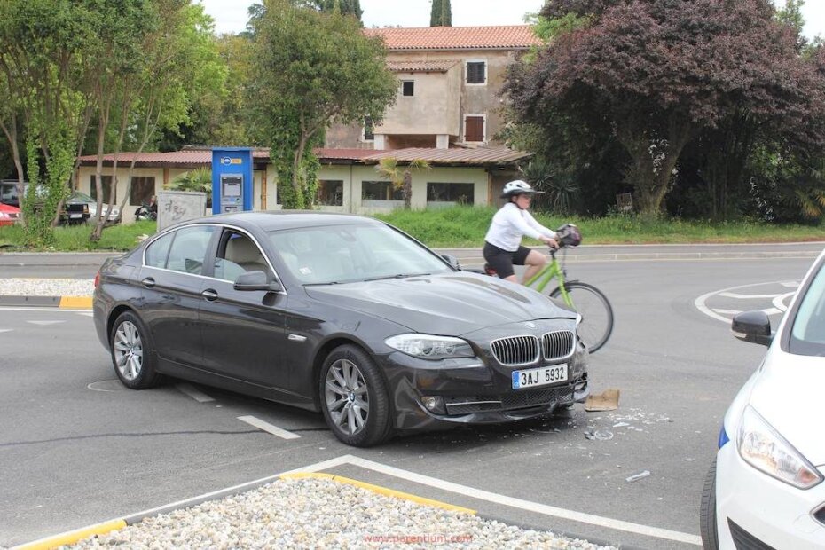 Sudar u raskrižju Avenije Somogy i Ulice Karla Huguesa