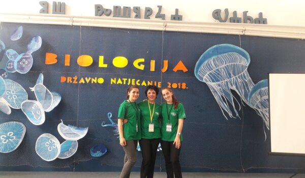 Učenice SŠ Mate Balote u Crikvenici predstavile školu na državnom Natjecanju iz biologije