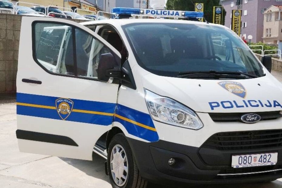 Kombi vozilo opremljeno za obavljanje očevida dobila je Policijska postaja Poreč