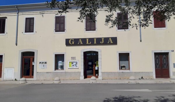 Izložba LUP-a Ča je more u porečkoj Galiji