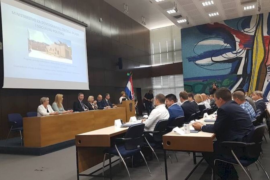 S potpisivanja ugovora u Zagrebu
