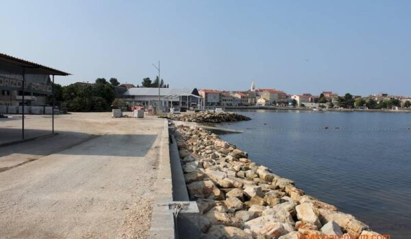 Gospodarsko iskorištavanje pomorskog dobra bez pravne osnove - struktura problema