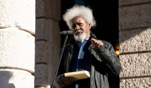 Nigerijski nobelovac Wole Soyinka proglasio je 24. Sa(n)jam knjige u Istri otvorenim