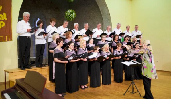 Adventski koncert MPZ "Joakim Rakovac" u porečkom kazalištu