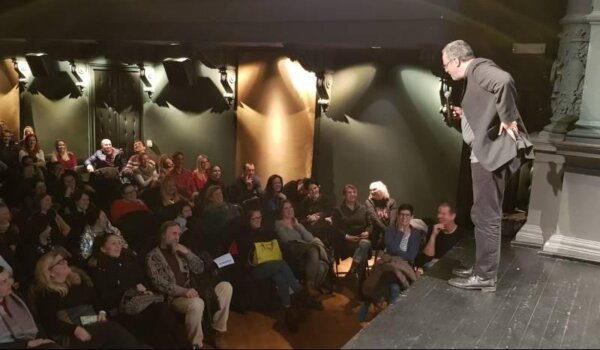 Dr. Rajović oduševio brojnu porečku publiku