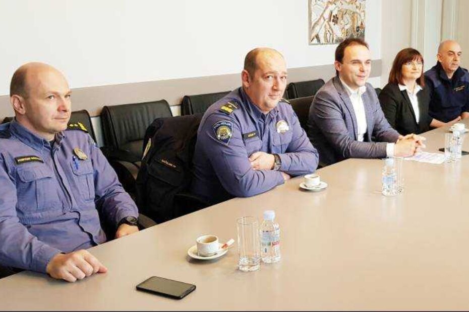 Gradonačelnik s voditeljima gradskih hitnih službi