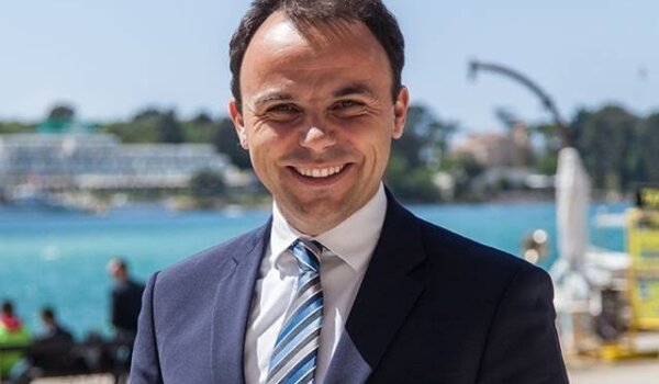 Čestitka gradonačelnika Lorisa Peršurića povodom Dana žena