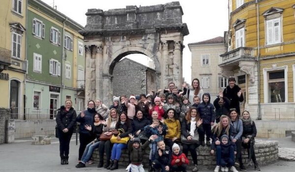 Male skitnice iz vrtića Radost na izletima po Istri