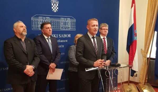 Amsterdamska: HDZ s HNS-om i Bandićem želi kupiti europske izbore