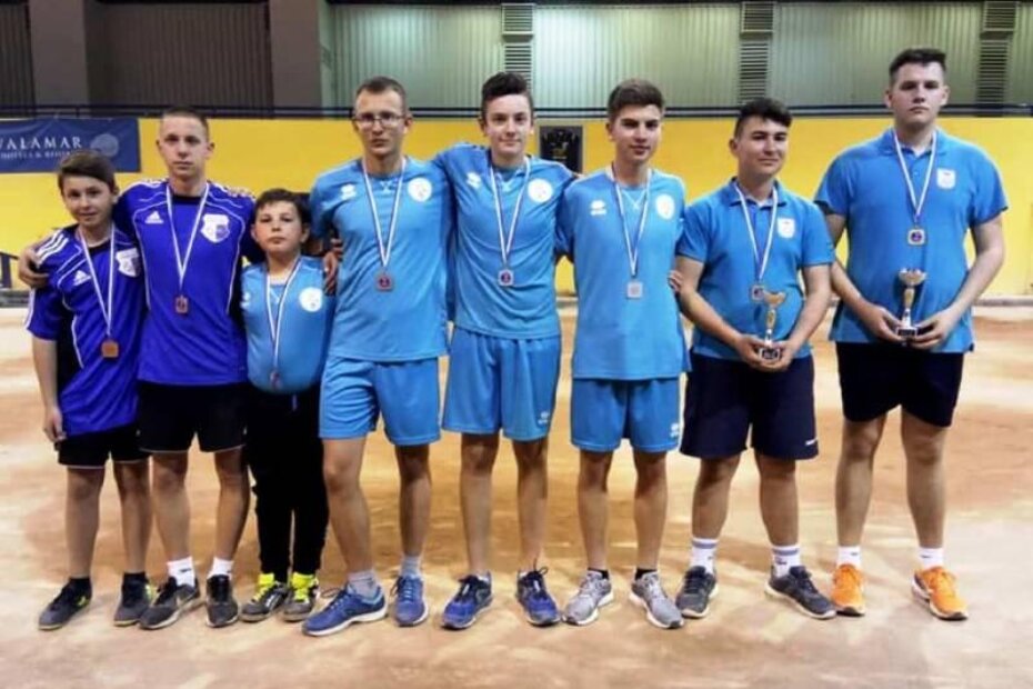 Najbolji u parovima (slijeva) Filip Popović, Marko Radešić, Simon Kajin, Leo Muzica, Samuel Majcan, Karlo Pavletić, Martin Štihović i Filip Matijašić