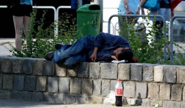 Alkoholom do dna: Gubitak posla i veza s obitelji nekad vode i u beskućništvo