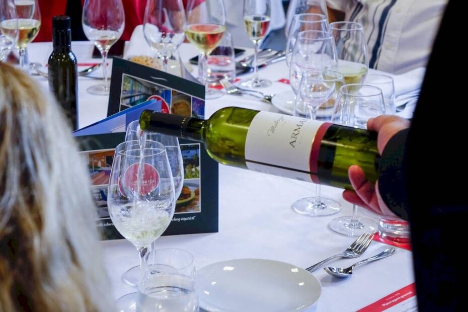 Otvorenje Vinistre 10. svibnja