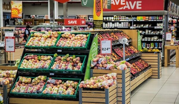 Ovo su plaće radnika u trgovačkim lancima: Lidl plaća najbolje, a jedan domaći lanac je debelo ispod prosjeka