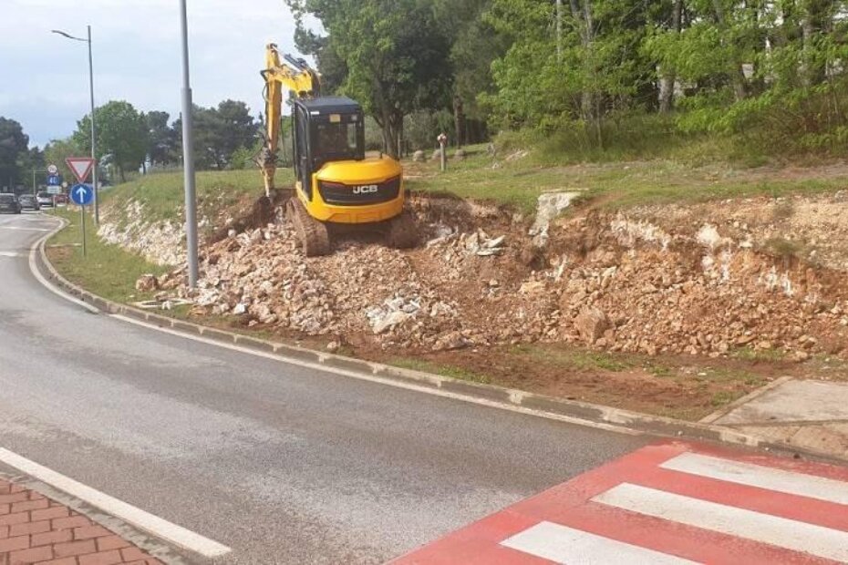 Pješačka komunikacija prema Domu zdravlja