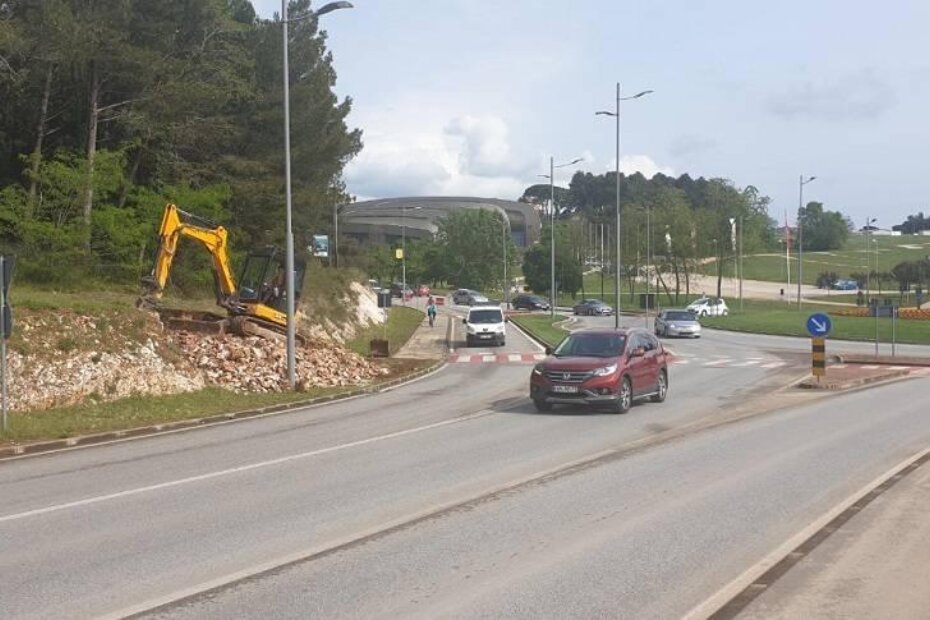 Pješačka komunikacija prema Domu zdravlja