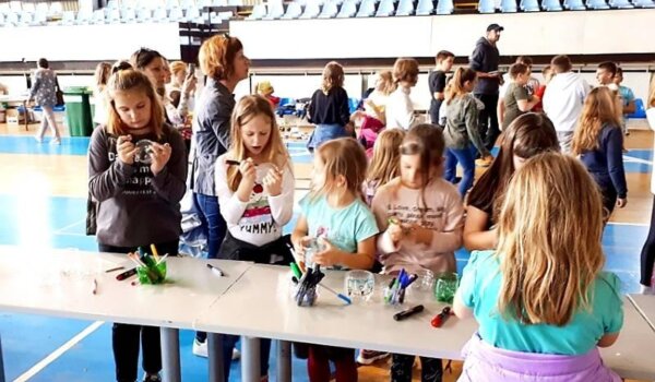 Porečka djeca obilježila Dan prirode projektom 'U korak s prirodom - razvrstaj, ne odustaj'