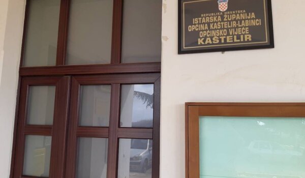 Općina Kaštelir-Labinci prodaje nekretnine u svom vlasništvu