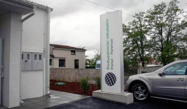 Žbandaj: Radionica o modernizaciji poljoprivrednog gospodarstva