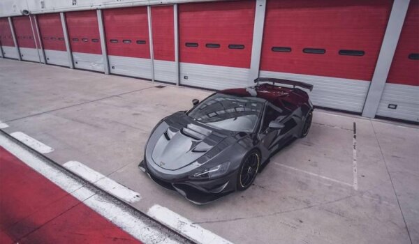 Tushek TS 900 H Apex - slovenski hibrid s 962 KS