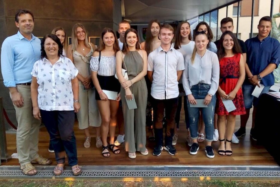 Novigrad - nagrađene učenice i učenici 2019. godine
