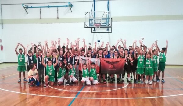 Dječaci Košarkaškog kluba Poreč igrali turnir u Trstu