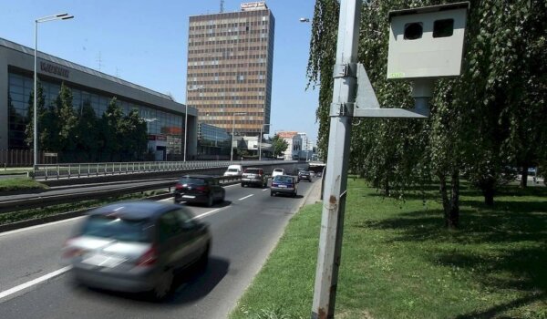 Koliko vam 'opraštaju' fiksne prometne kamere za mjerenje brzine?