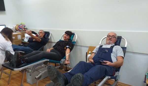 Crveni križ Poreč: Osam ljudi prvi put darivalo krv, Veljko Daus čak 122 puta