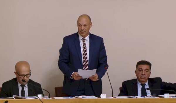 Sponza: Zar je moguće da nijedan amandman oporbe nije dobar za građane?
