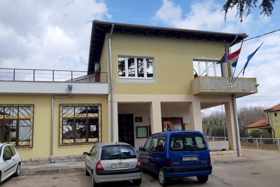 Zgrada Općine Kaštelir-Labinci