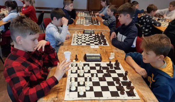 Porečki šahisti nastupili na Božićnom kadetskom turniru