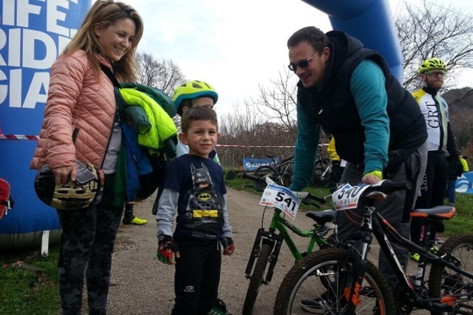 Ilustracija (Facebook)