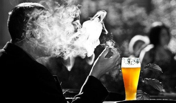 Od 1. travnja veće trošarine na cigarete, alkohol i energetska pića