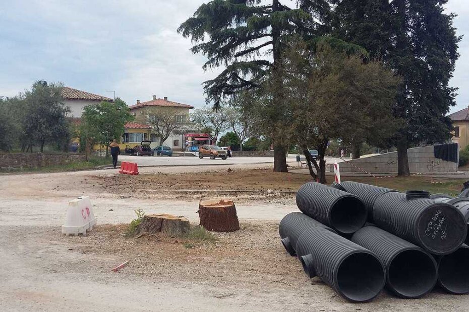 Kiosk je preseljen na plato pred općinsku upravu