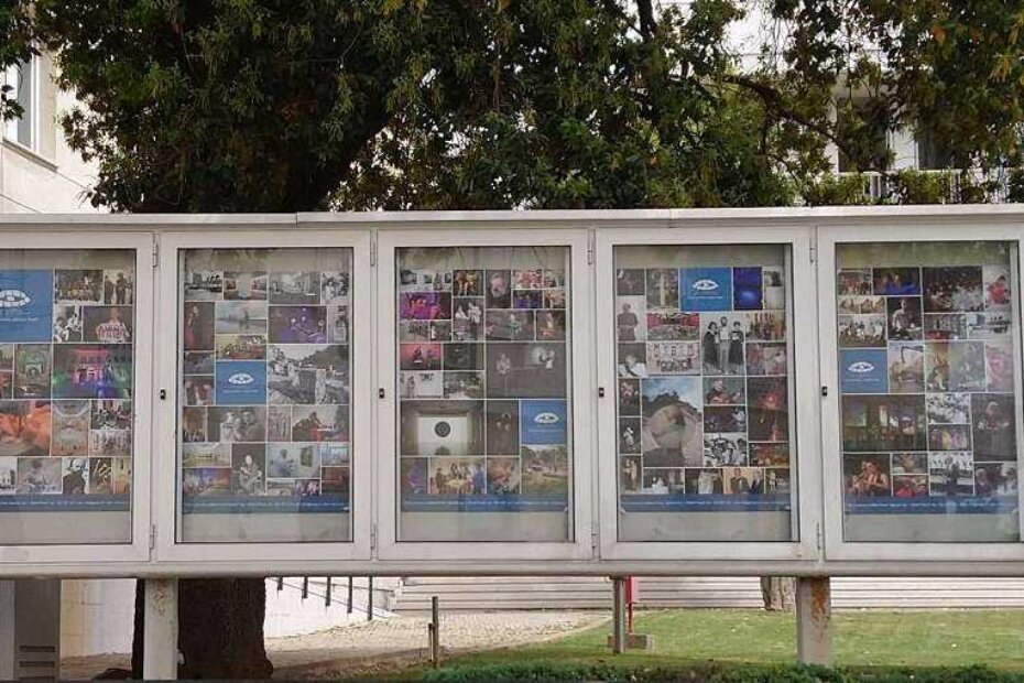 Pored gradskog kazališta