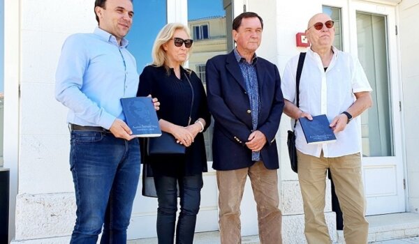 Novinarima predstavljena knjiga "Anton Štifanić Nini - Prekinute vizije" uoči velike lipanjske promocije u Sabornici