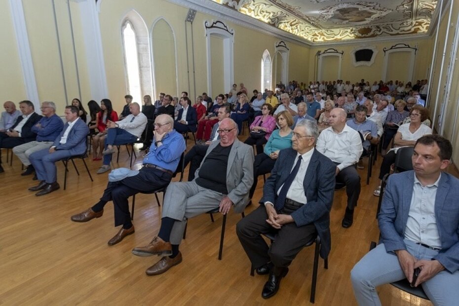 S predstavljanja knjige u Istarskoj sabornici u Poreču (Vladimir Bugarin)