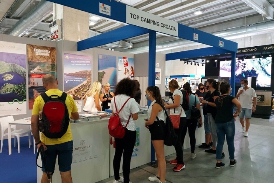 Hrvatske snage okupile su se oko Top campinga iz Poreča