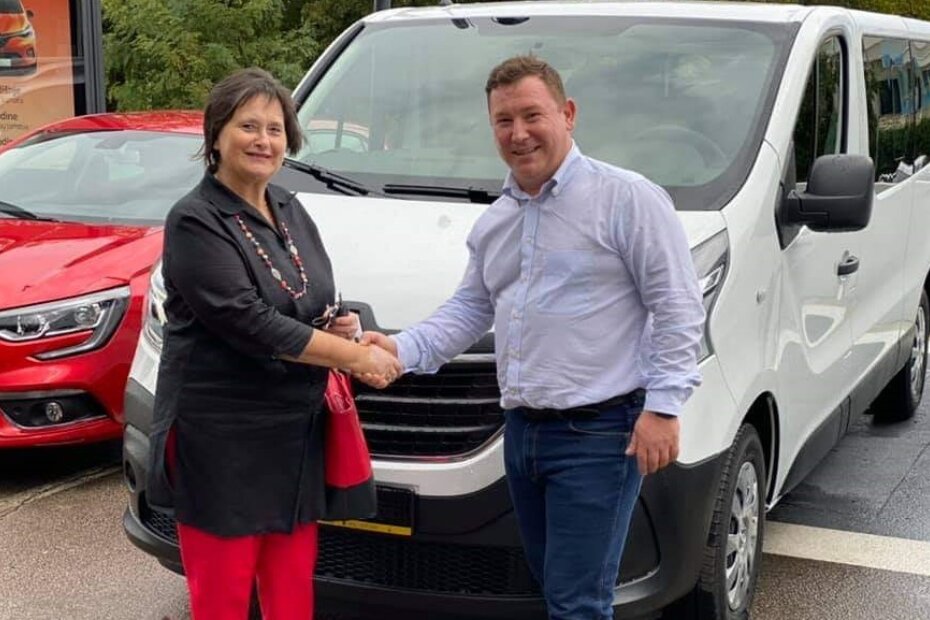 Ravnateljica škole Ester Zarli i predsjednik Izvršnog odbora Talijanske unije Marin Corva.