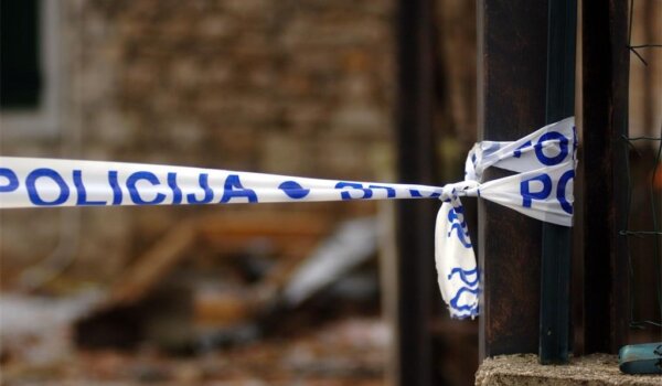 Policija utvrđuje uzrok eksplozije u Kokuletovici