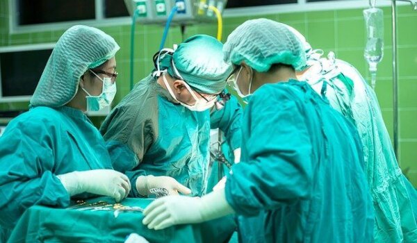 Hrvatska udruga bolničkih liječnika upozorava na urušavanje zdravstvenog sustava