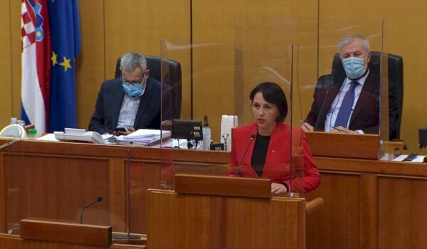 Nemet poručila Vladi: Povjerenje ne možete vratiti represijom!