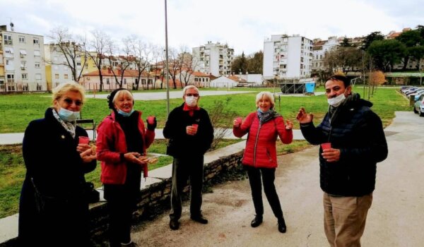 Lions klub Poreč i prijatelji darivali najmlađe
