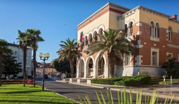 Grad Poreč raspisao javni poziv za financiranje programskih sadržaja medija u 2024. godini