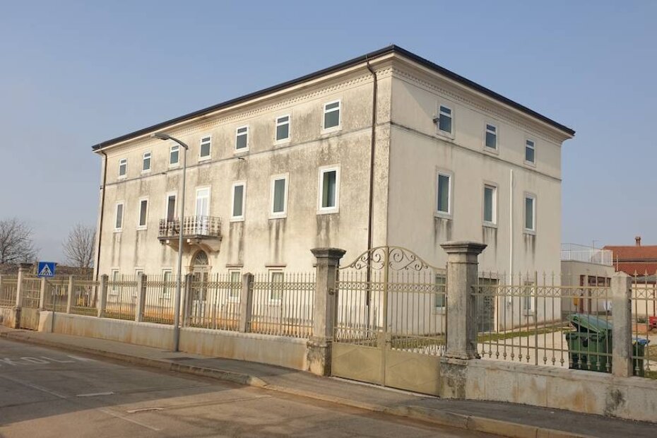 Palača Miani u Višnjanu