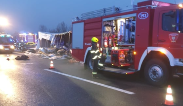 Nesreća na A3: Poginule četiri osobe, deseci u bolnici