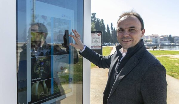 IDA:  Novi interaktivni ekrani u Puli, Poreču i Rapcu
