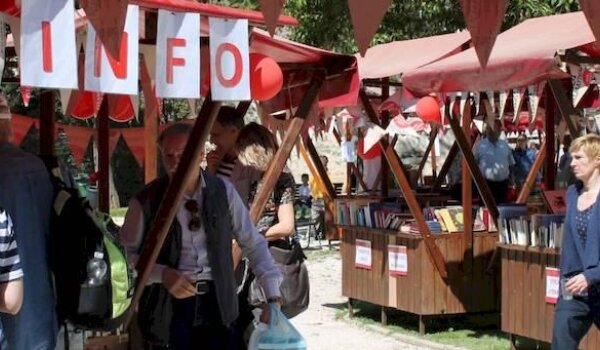 Odgađa se porečka BOOKtiga, ali ne i Noć knjige