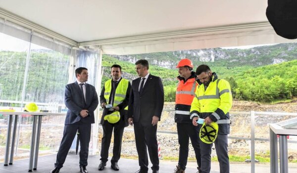 Plenković i Butković posjetili gradilište druge cijevi tunela Učka