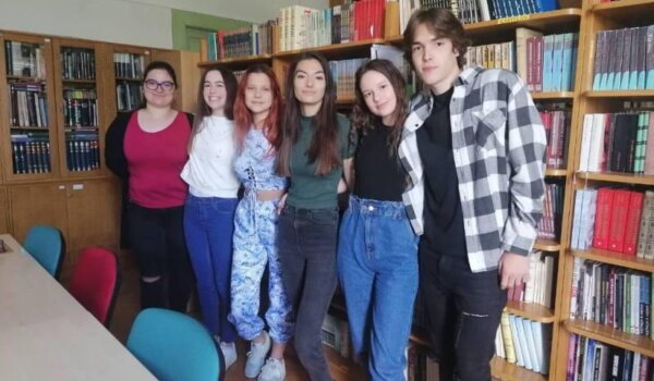 Učenici SŠ Mate Balote postigli sjajne rezultate na međuškolskom kvizu "Mreža čitanja"